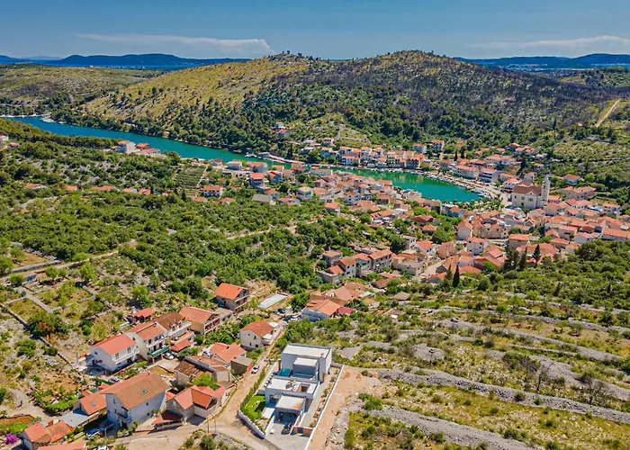 Vakantiehuis Cozy In With Sauna Šibenik